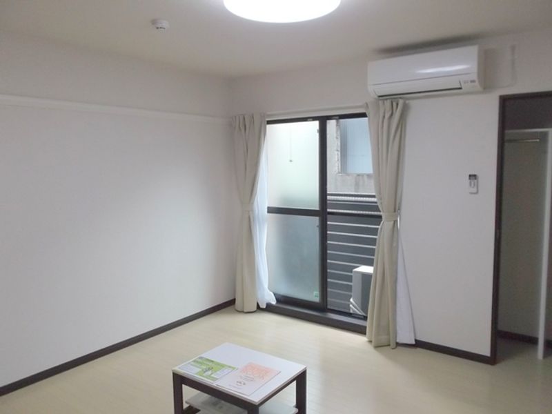 レオネクストクラージュ 居間