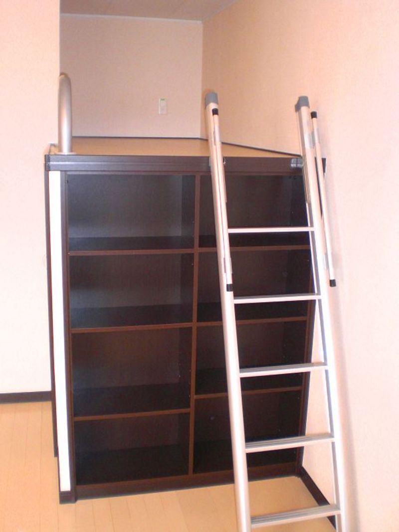 レオネクスト泉 収納