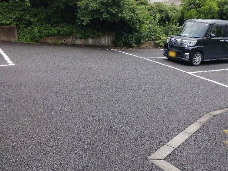 レオパレス市沢Ⅱ 駐車場