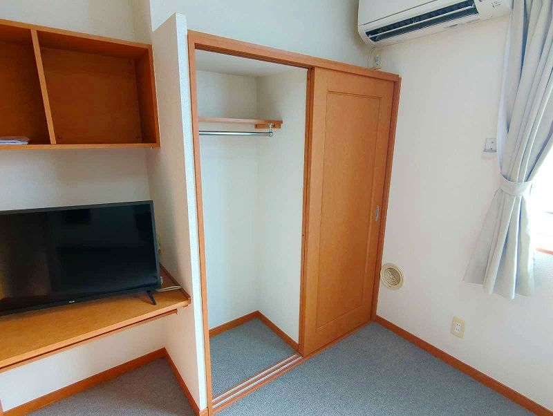 レオパレスメイプルコートⅠ号館 収納