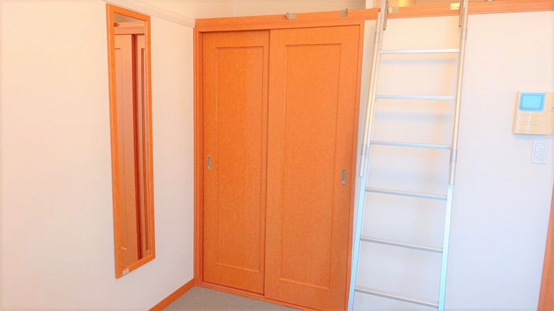 レオパレス道意１号 収納