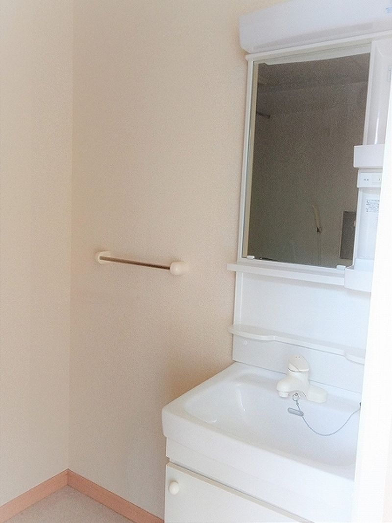 レオパレス福泊Ｂ 洗面台