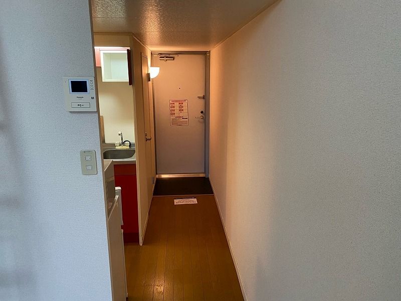 レオパレス久松 エントランス