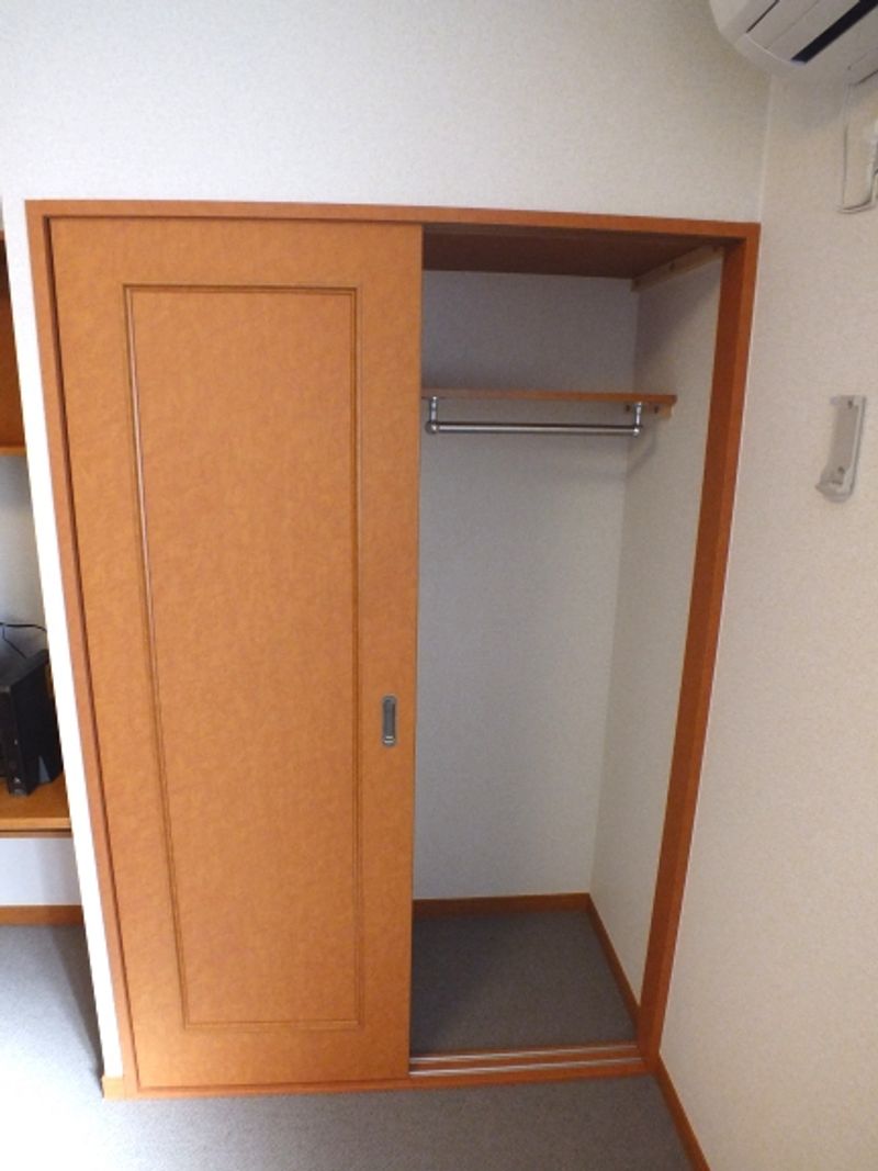 レオパレスアビタシオン 収納