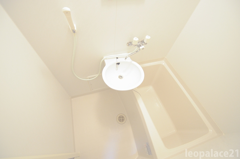 leopalace SKY Kagetsuen Phòng tắm