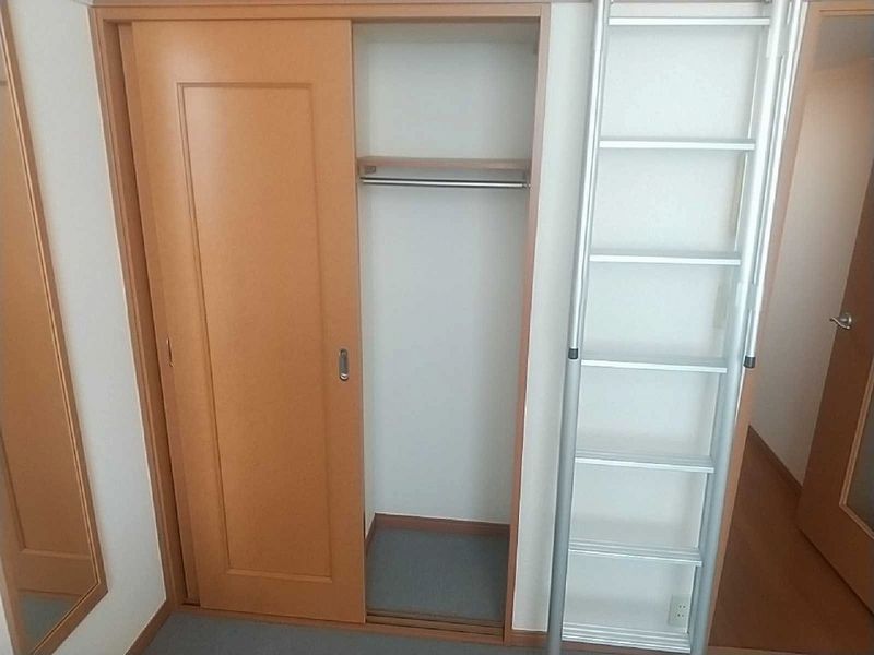 レオパレス寿 収納