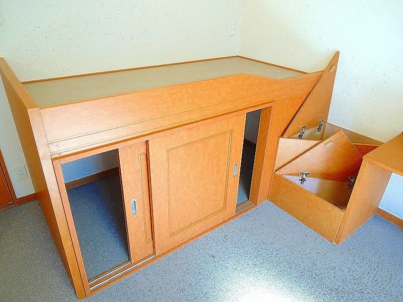 レオパレスヴェルドミール 寝室