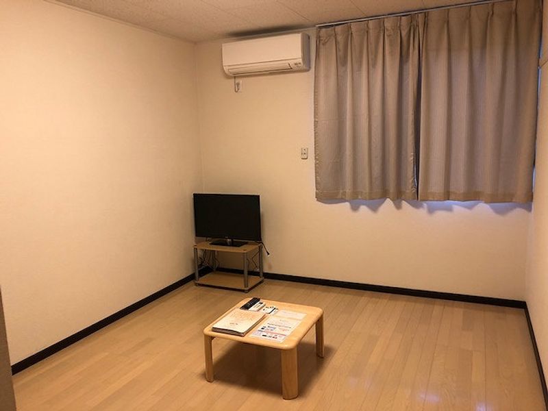 レオネクストＮＡＫＡＪＵＫＵ 居間