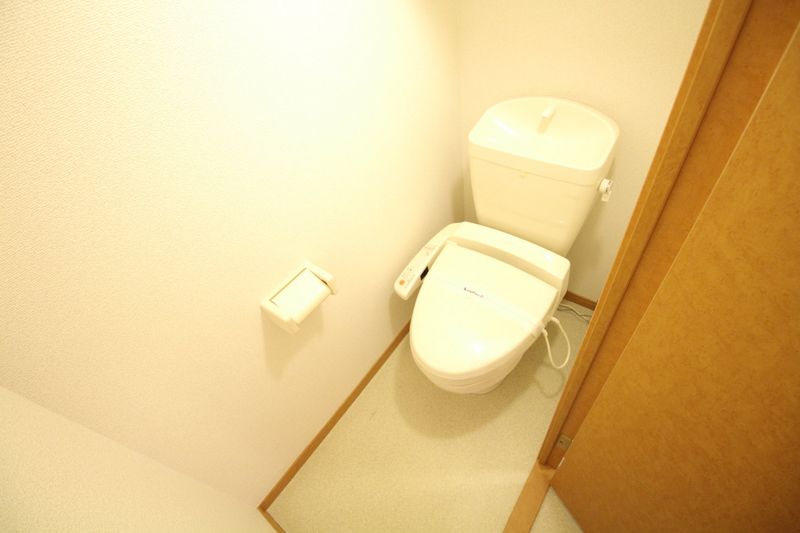 レオパレス石山 トイレ