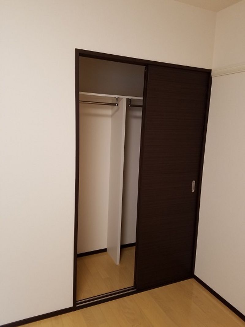 クレイノ与野 収納
