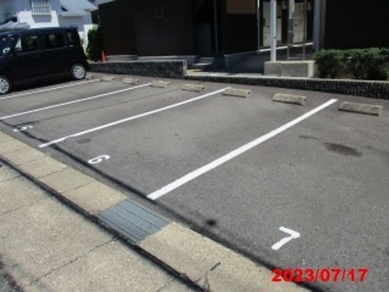 レオパレスのりくらⅠ 駐車場
