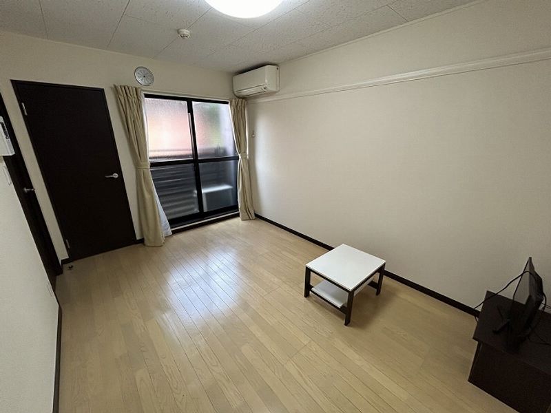 レオネクストワン 居間