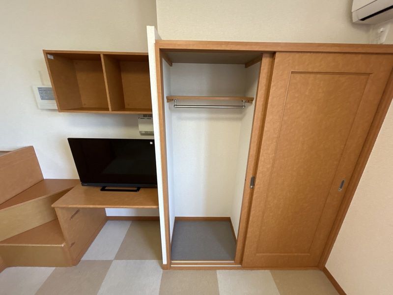 レオパレスセゾン 収納