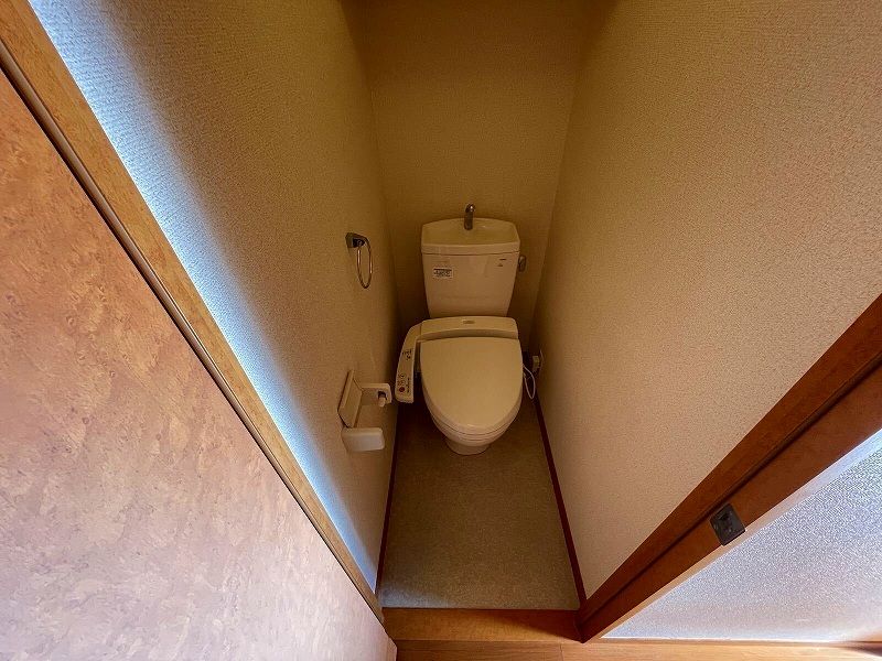 レオパレスハピネス光が丘 トイレ