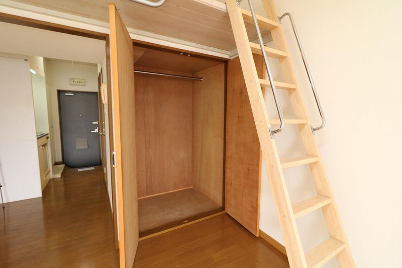 レオパレスコーワ 収納