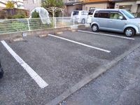レオパレス武蔵野 駐車場