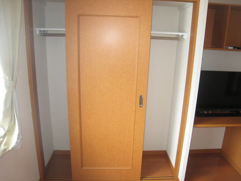 レオパレスメイプル 収納