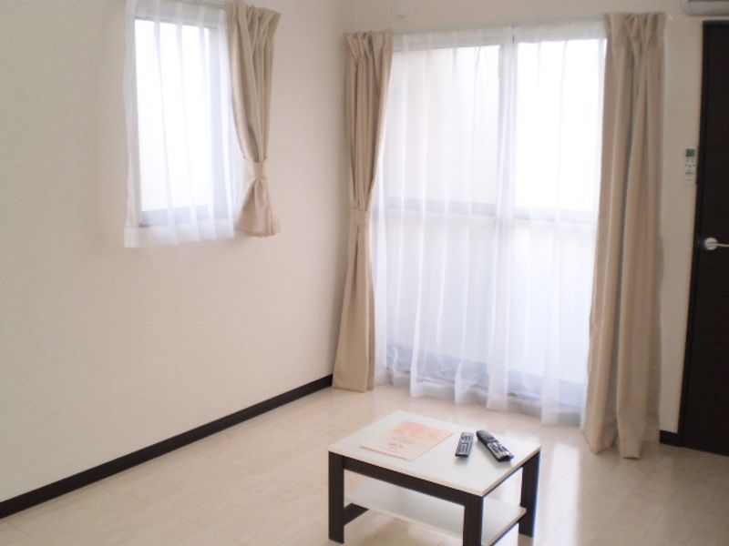 レオネクスト秋桜 居間