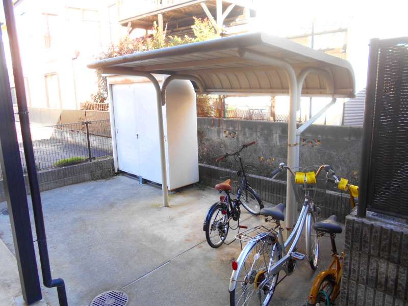 レオパレスパーシモン 共用部分