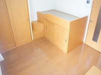 レオパレスオークスⅡ 居間
