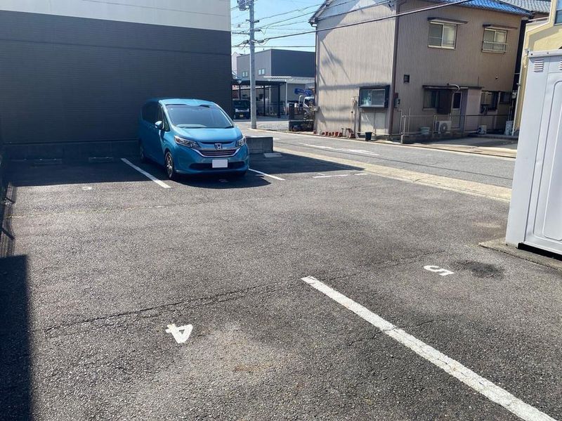 leopalace Kiyo Parking lot