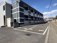 レオネクストホワイトバーチⅡ 駐車場