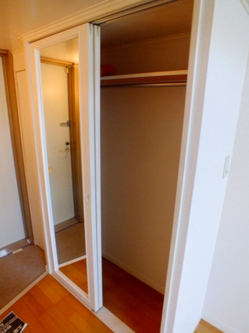 レオパレスメイプル５ 収納