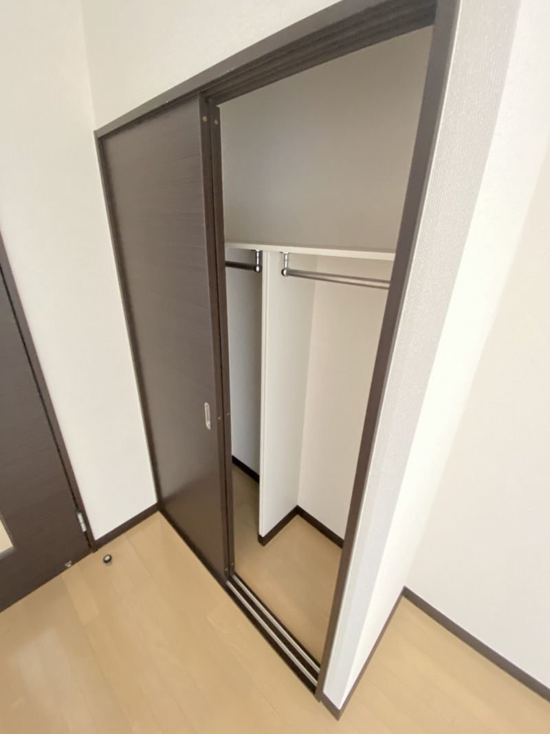 レオネクストエルハイム 収納
