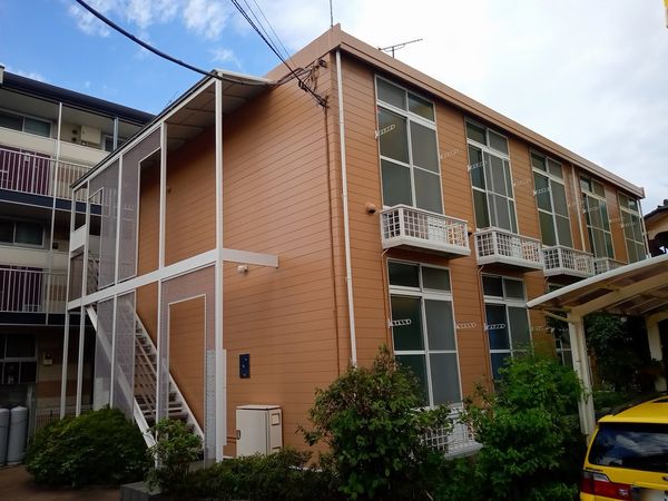 leopalace TRIP TO THE MOON exterior