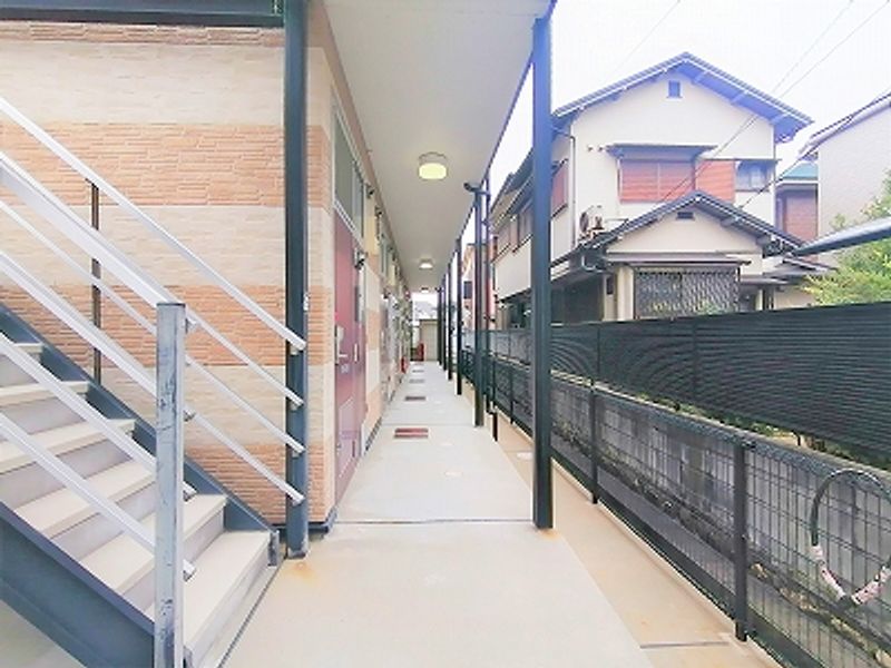 レオパレスドリーム甲東園 エントランス