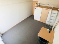 レオパレスサワ 居間