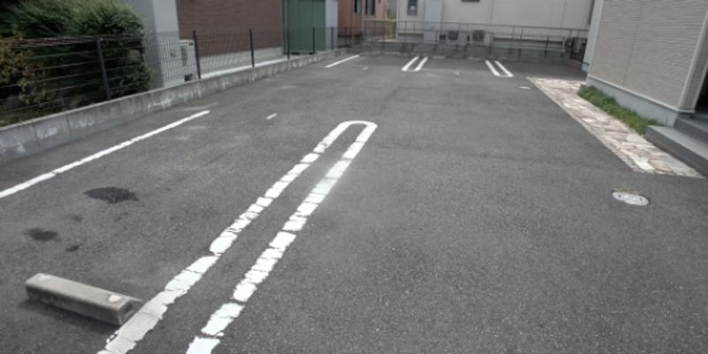 レオネクストキャロット 駐車場
