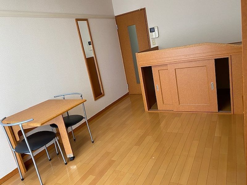 レオパレスブラン 収納