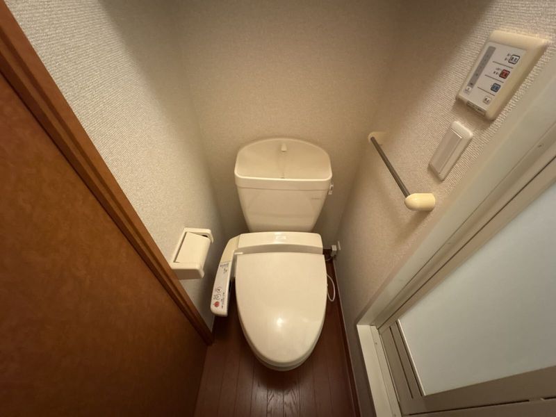 レオパレスだるま トイレ