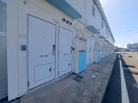 レオパレスアンビシャス 玄関