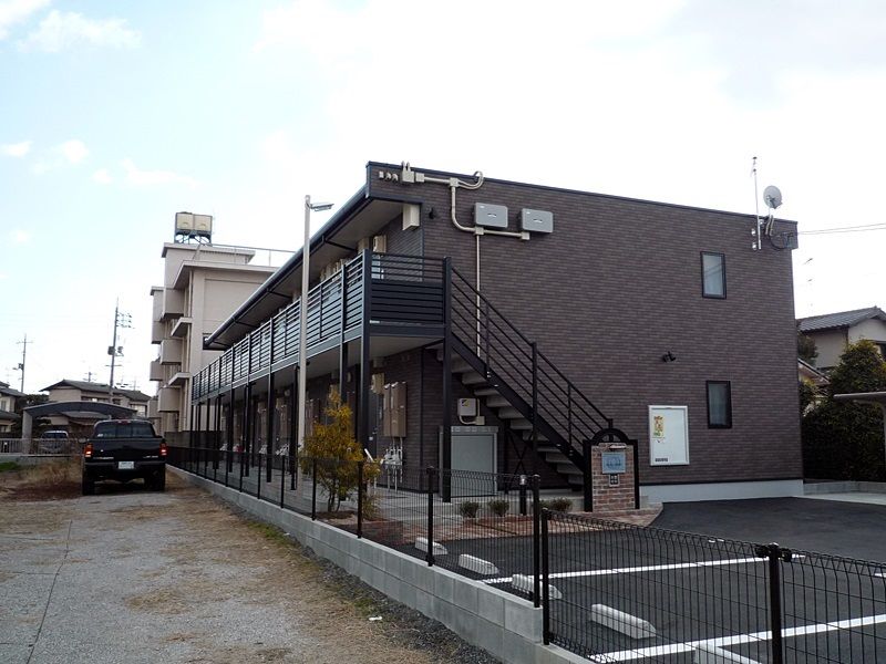 レオネクストクローバーガーデン 外観