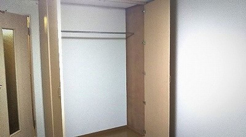 レオパレストゥジュール 収納