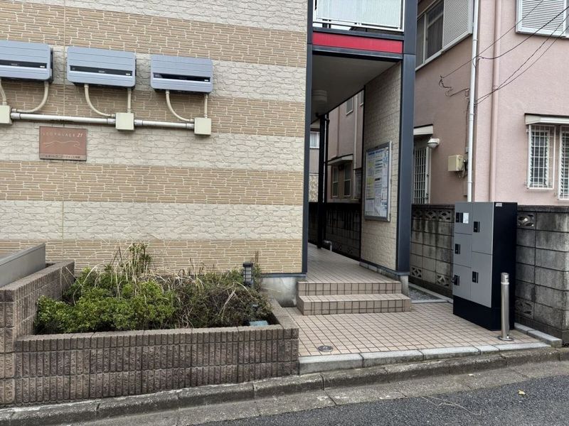 レオパレスコンフォート佐藤 エントランス