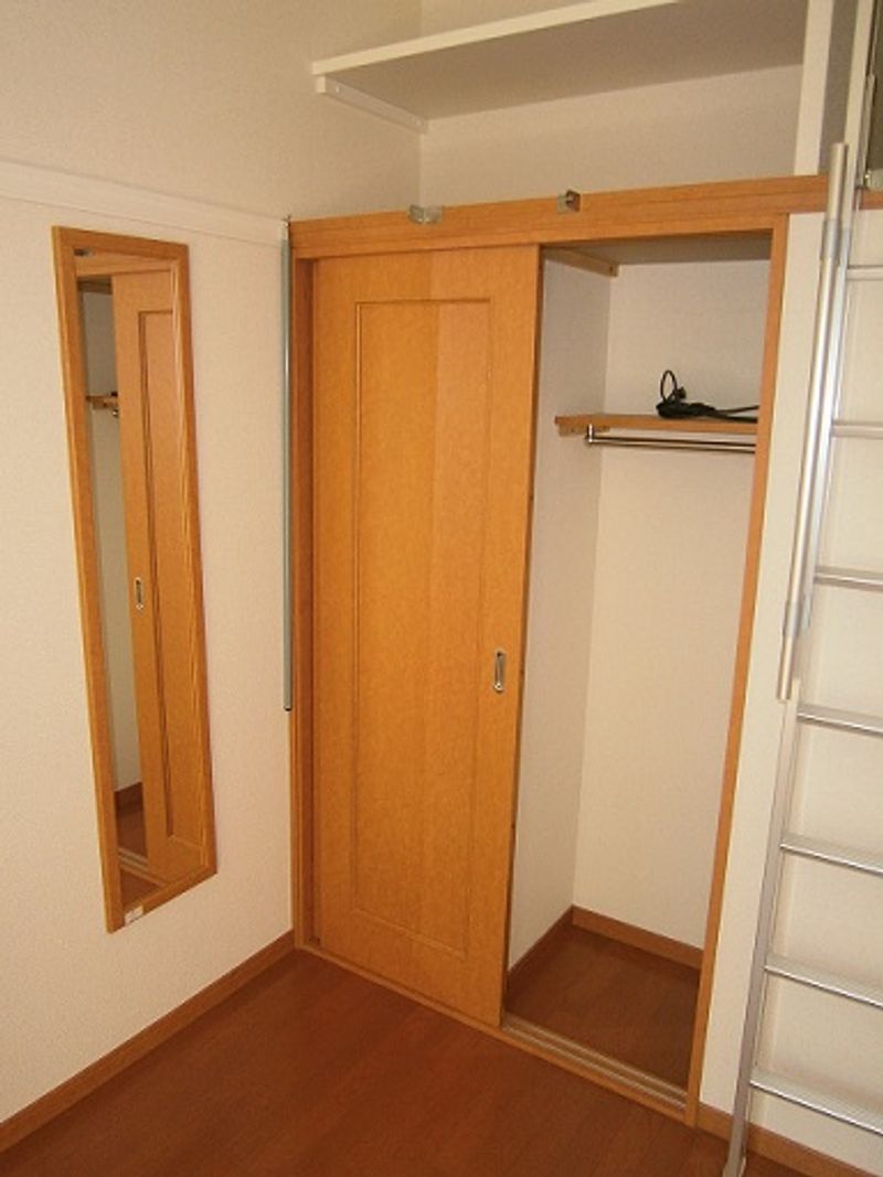 レオパレスＫＡＮＥＫＯ 収納