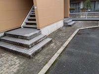 レオパレス神町 エントランス