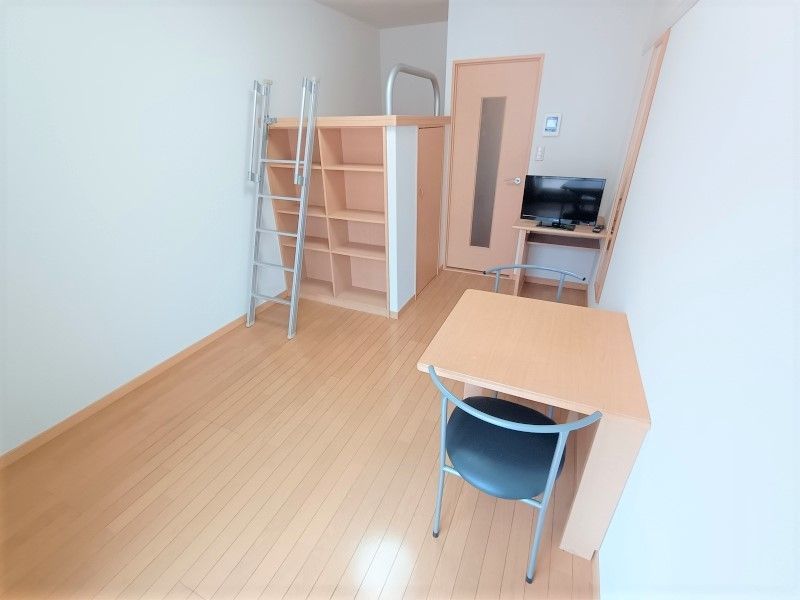 レオパレスきずり 寝室