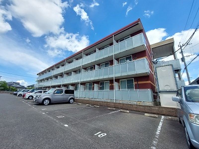 レオネクストラディエストⅡ 外観