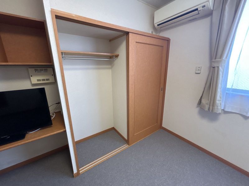 レオパレス清水 収納