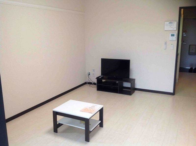 クレイノ下高池 居間