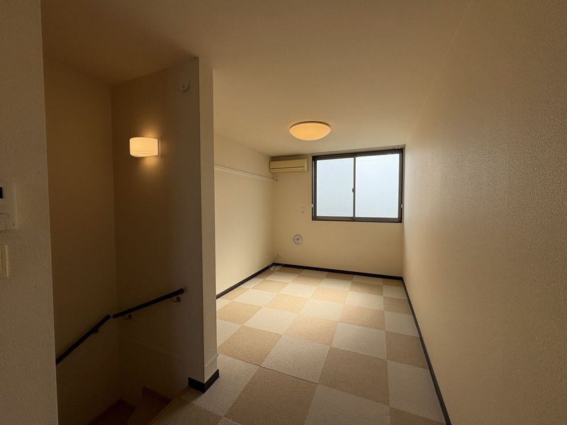 レオネクストレリーフ 居間