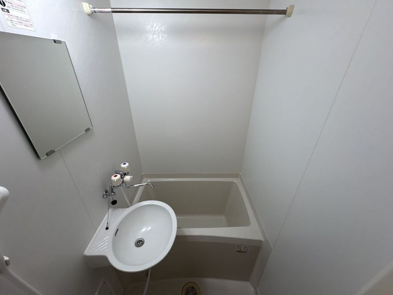 レオパレスサンフラウア 風呂