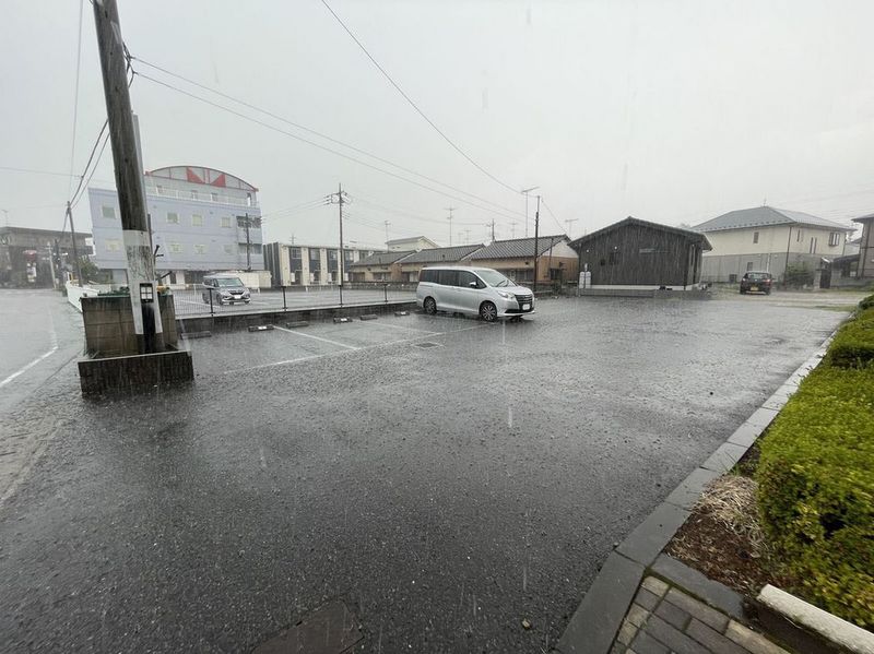 レオパレスＪＯＹ　ＯＮＥ 駐車場