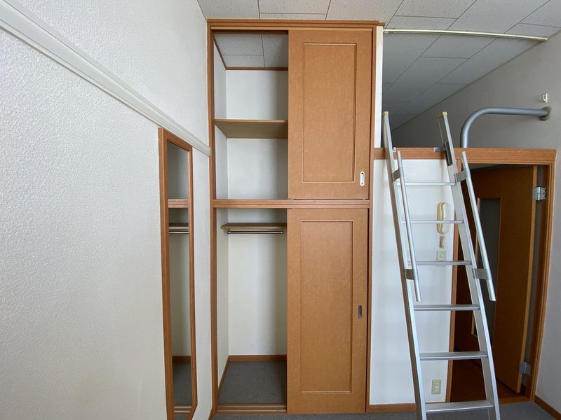 レオパレスカンフォタブル伊倉Ⅰ 収納