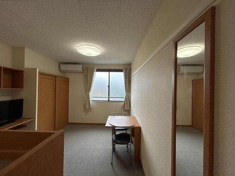 leopalace Nishi Hanuki Living room