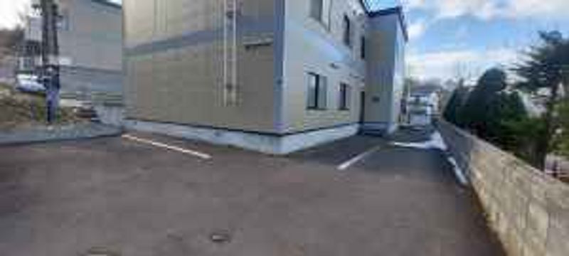 レオパレスナビ 駐車場